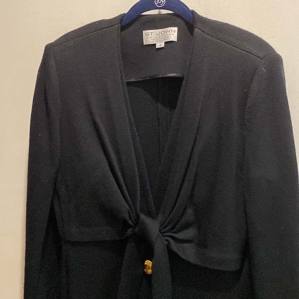 ST JOHN-CLASSICALLY THE LADYLIKE SHAWL /WRAP LOOK 1BRASS BUTTON JKT